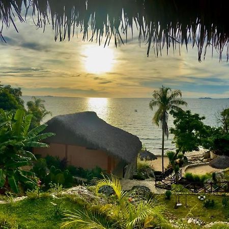 Veronika Resort Nosy Komba Buitenkant foto